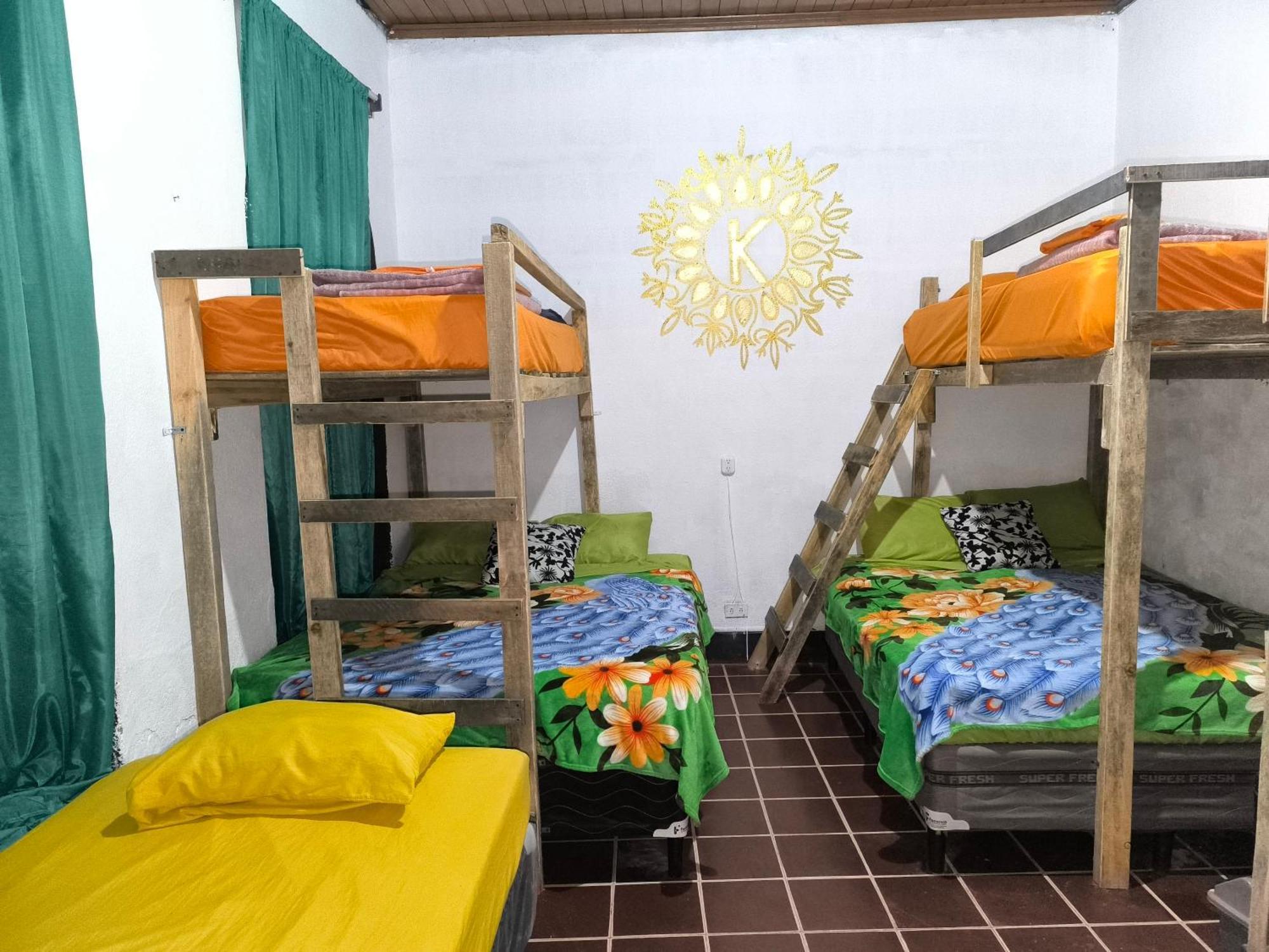 Karim Hostel Гватемала Экстерьер фото