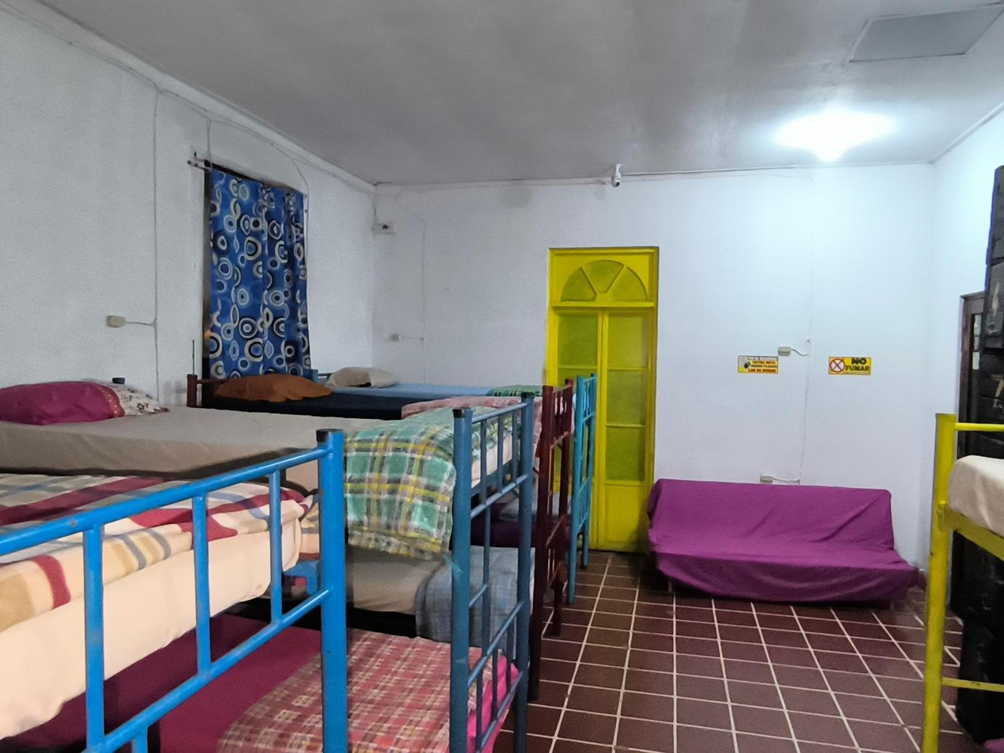 Karim Hostel Гватемала Экстерьер фото