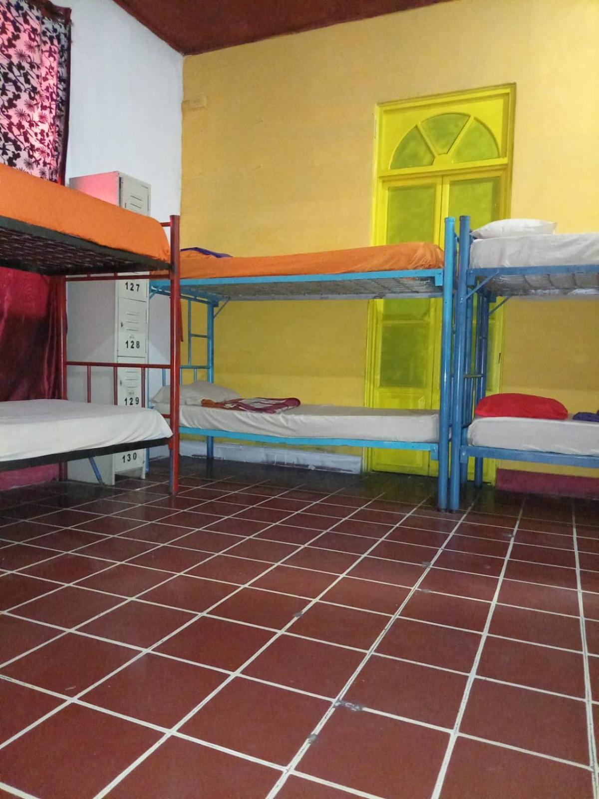 Karim Hostel Гватемала Экстерьер фото